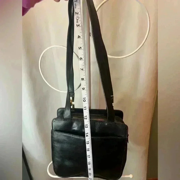 Mano Black Leather classic style shoulder bag - Picture 11 of 12